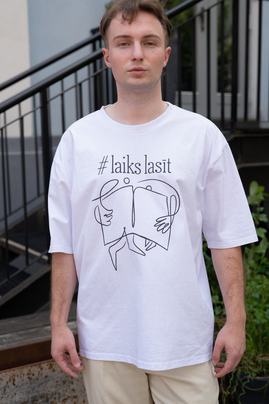 T-krekls "Vispirms grāmatu, tad vienam otru"
